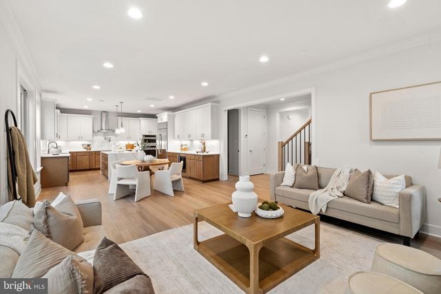 8506 HEMPSTEAD AVE, Bethesda, MD 20817