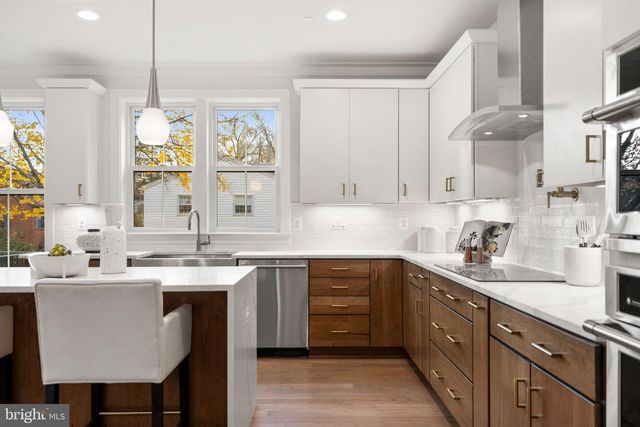 8506 HEMPSTEAD AVE, Bethesda, MD 20817