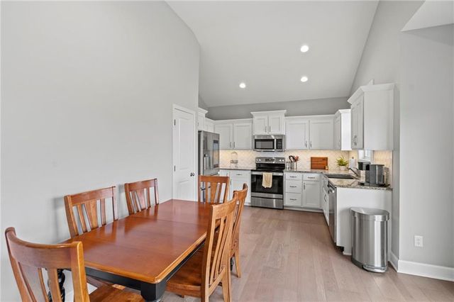 1807 Alpine Drive, Pleasant Hill, MO 64080