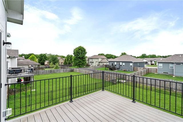 1807 Alpine Drive, Pleasant Hill, MO 64080