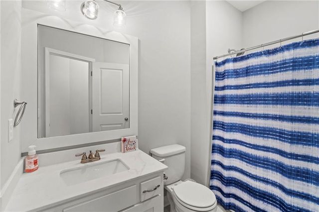 1807 Alpine Drive, Pleasant Hill, MO 64080