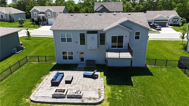 1807 Alpine Drive, Pleasant Hill, MO 64080
