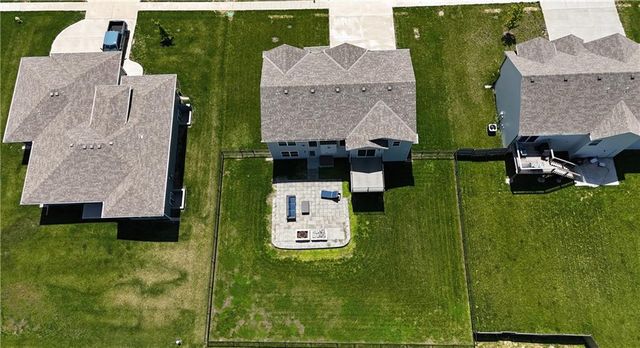 1807 Alpine Drive, Pleasant Hill, MO 64080