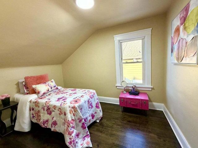 1324 Hayes AVENUE, Racine, WI 53405