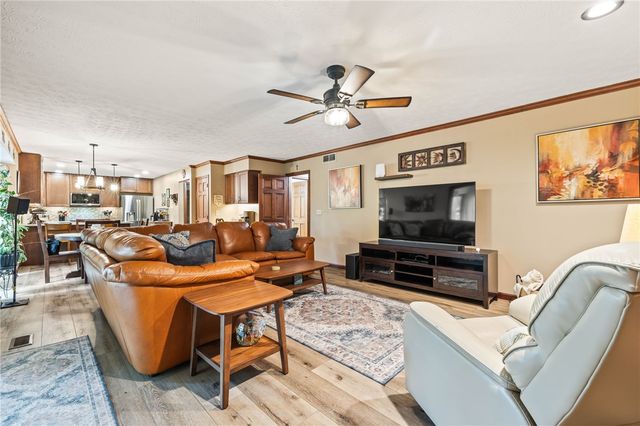 3822 Walnut Grove Lane, Beavercreek, OH 45440