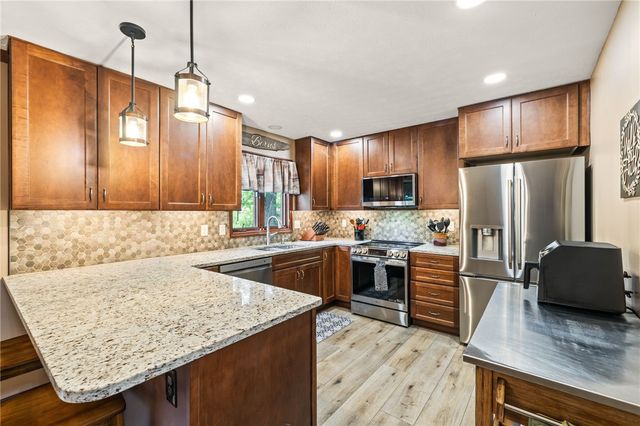 3822 Walnut Grove Lane, Beavercreek, OH 45440