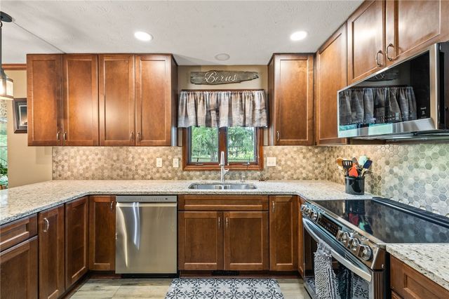 3822 Walnut Grove Lane, Beavercreek, OH 45440