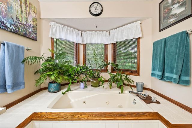 3822 Walnut Grove Lane, Beavercreek, OH 45440