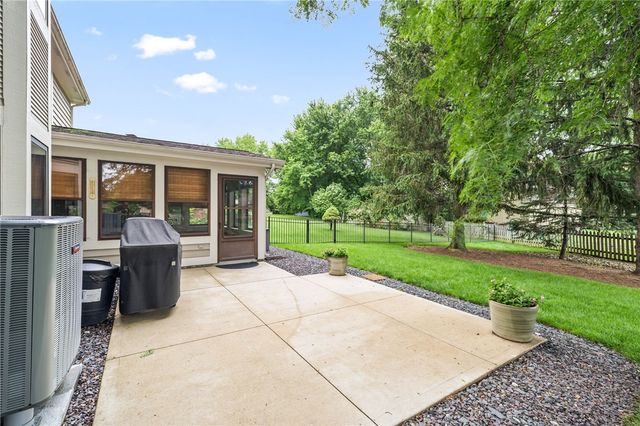 3822 Walnut Grove Lane, Beavercreek, OH 45440