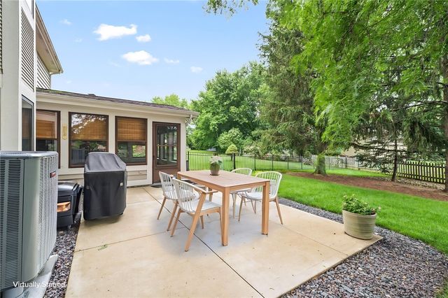 3822 Walnut Grove Lane, Beavercreek, OH 45440