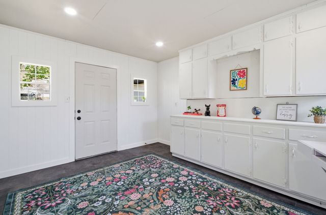 101 Church Street, Whitesboro, TX 76273