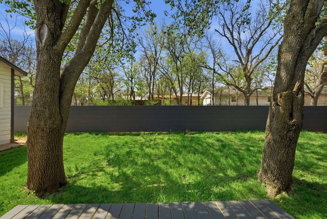 101 Church Street, Whitesboro, TX 76273