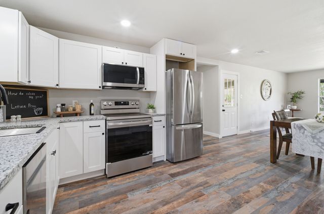 101 Church Street, Whitesboro, TX 76273