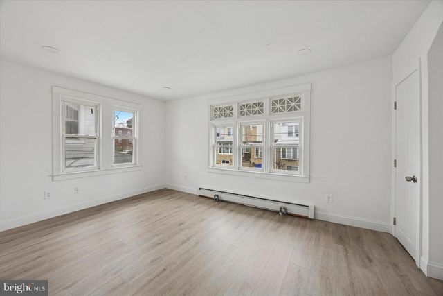 25 N PENNOCK AVE, Upper Darby, PA 19082