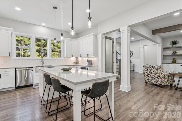 6615 Farmstead Lane, Concord, NC 28027