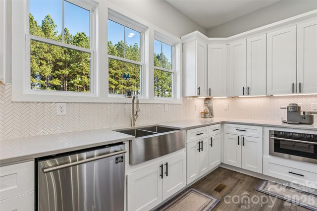 6615 Farmstead Lane, Concord, NC 28027