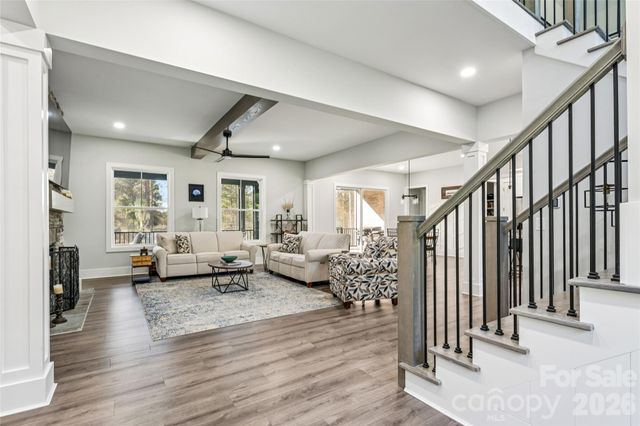 6615 Farmstead Lane, Concord, NC 28027