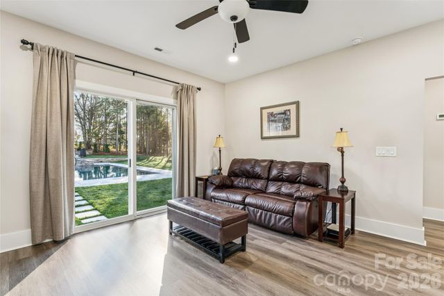 6615 Farmstead Lane, Concord, NC 28027