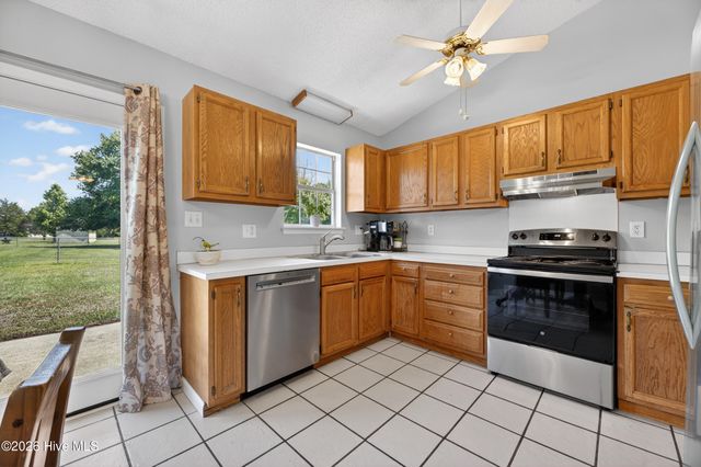 2310 Ivy Road, Greenville, NC 27858