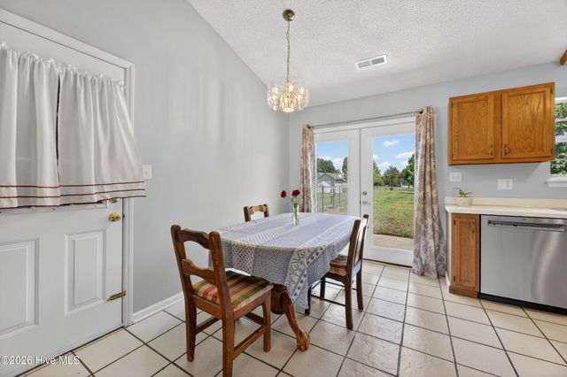 2310 Ivy Road, Greenville, NC 27858