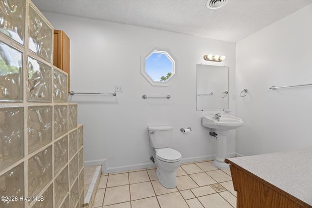2310 Ivy Road, Greenville, NC 27858