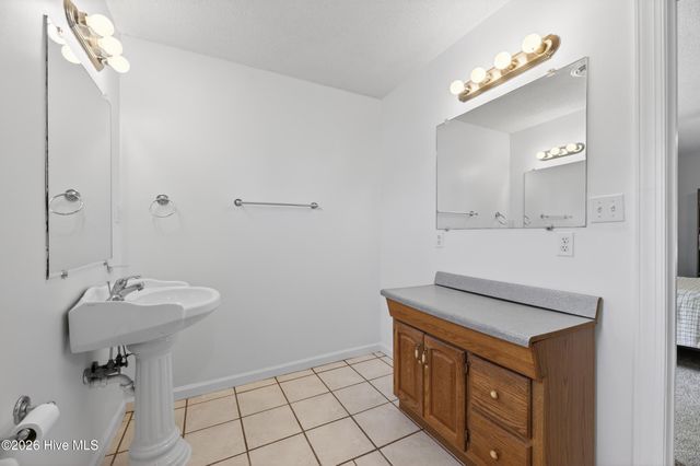 2310 Ivy Road, Greenville, NC 27858