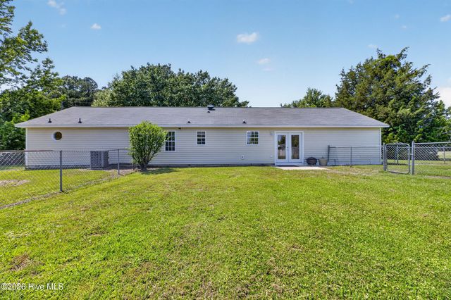2310 Ivy Road, Greenville, NC 27858