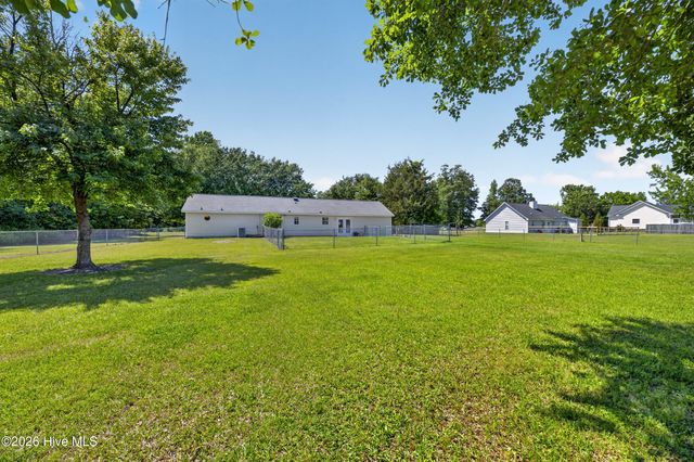 2310 Ivy Road, Greenville, NC 27858
