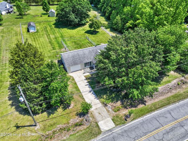 2310 Ivy Road, Greenville, NC 27858
