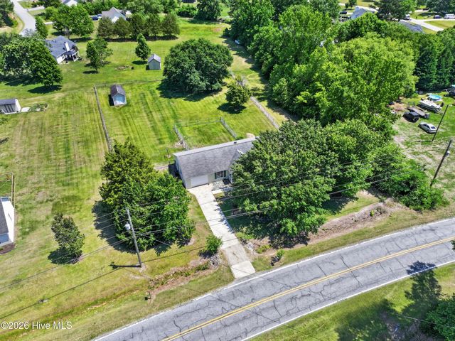 2310 Ivy Road, Greenville, NC 27858