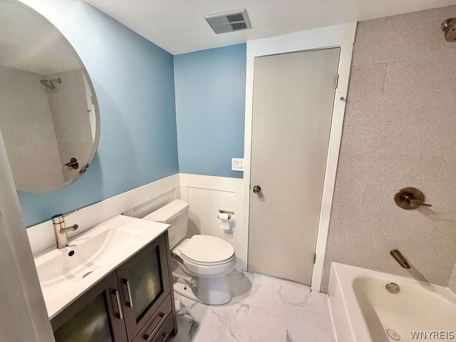 890 Klein Road, Amherst, NY 14221