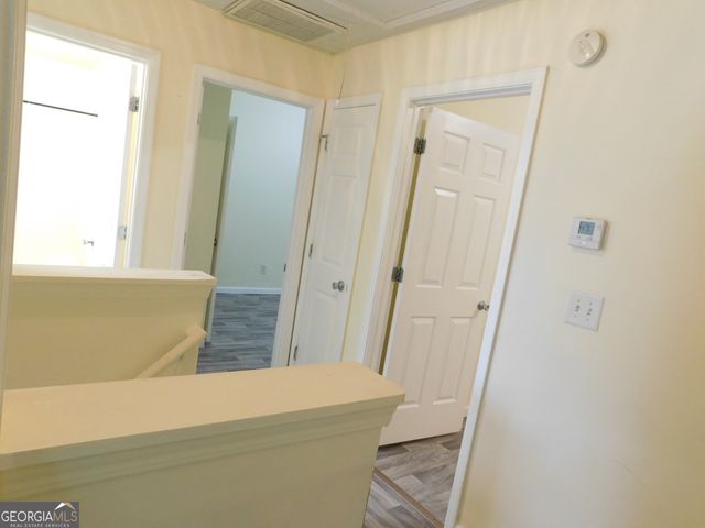 225 Laura Circle, College Park, GA 30349