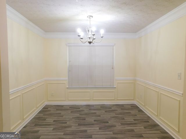 225 Laura Circle, College Park, GA 30349