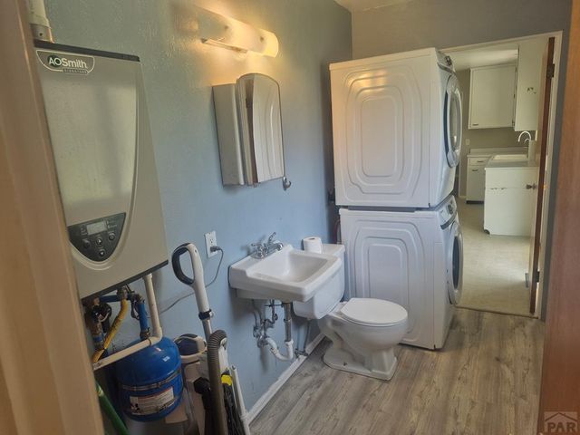 815 S 2nd St, Rocky Ford, CO 81067