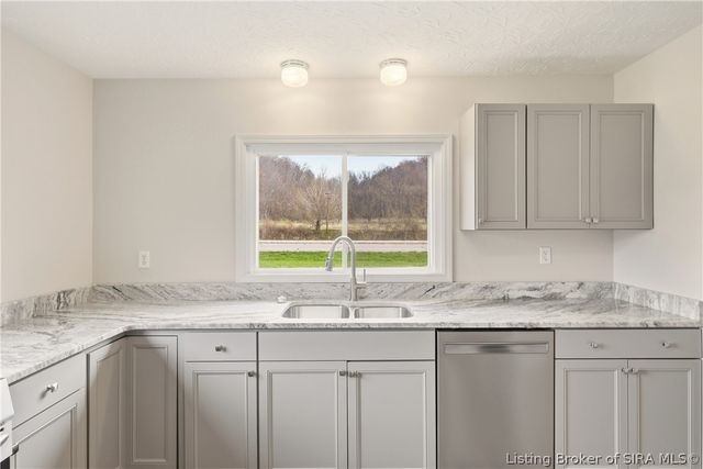 1566 W Water Street, Borden, IN 47106