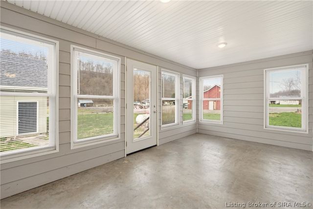 1566 W Water Street, Borden, IN 47106