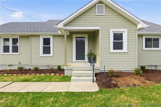 1566 W Water Street, Borden, IN 47106