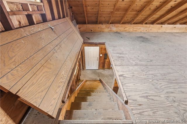 1566 W Water Street, Borden, IN 47106