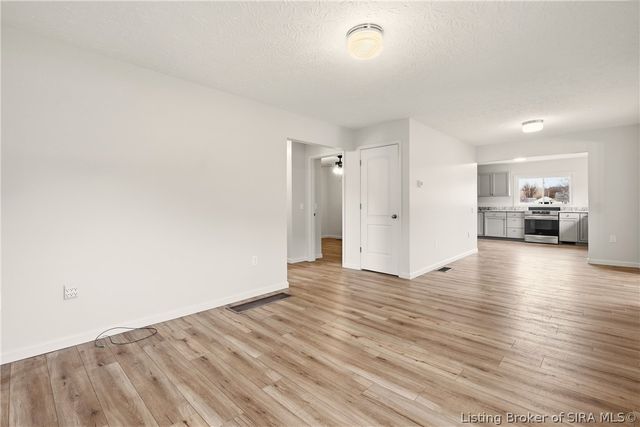 1566 W Water Street, Borden, IN 47106