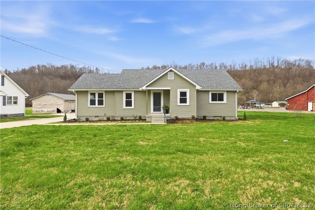 1566 W Water Street, Borden, IN 47106