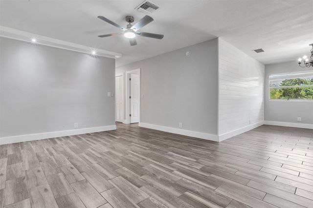 10131 NW 35TH Street 16, Coral Springs, FL 33065