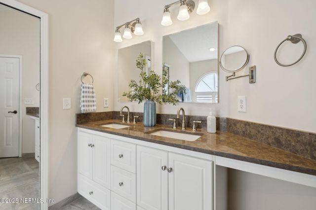 1886 MOURNING DOVE Lane, Jacksonville Beach, FL 32250