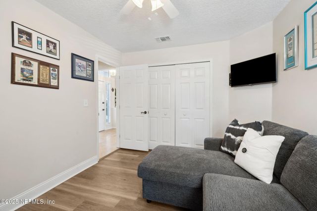 1886 MOURNING DOVE Lane, Jacksonville Beach, FL 32250