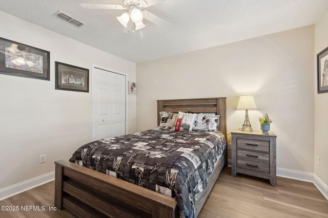 1886 MOURNING DOVE Lane, Jacksonville Beach, FL 32250