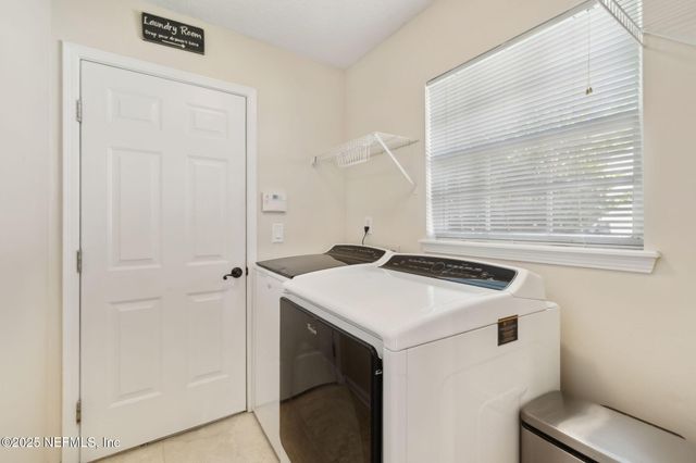 1886 MOURNING DOVE Lane, Jacksonville Beach, FL 32250