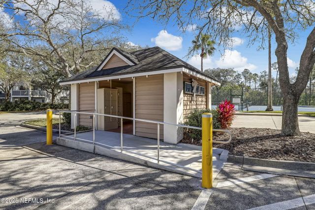 1886 MOURNING DOVE Lane, Jacksonville Beach, FL 32250