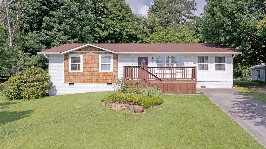 418 Haywood Lane, Dayton, TN 37321