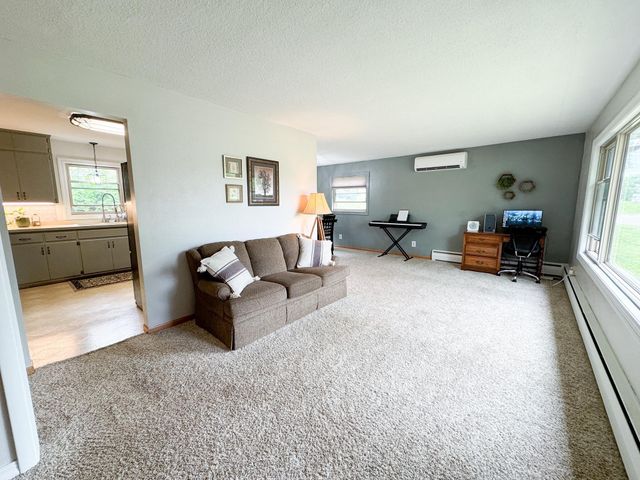 906 S Whitford Street, Fergus Falls, MN 56537