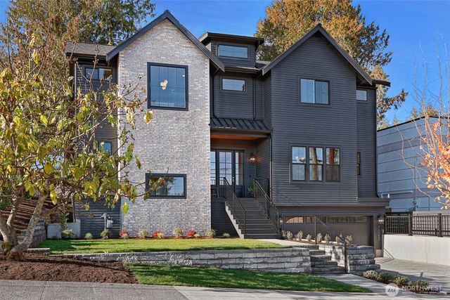 7003 37th Avenue NE, Seattle, WA 98115