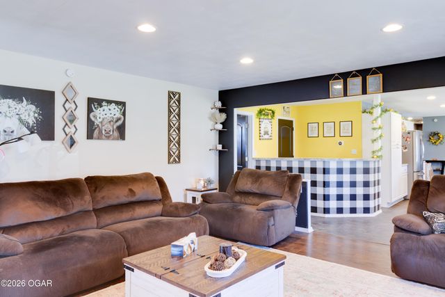 1409 Cleveland Avenue, Baxter Springs, KS 66713